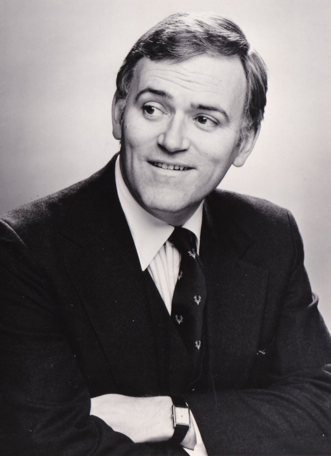 ROYCE MILLS ACTOR iulndm